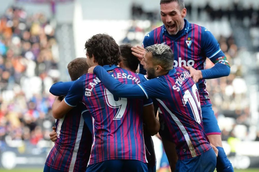 判断选手的 判断选手的